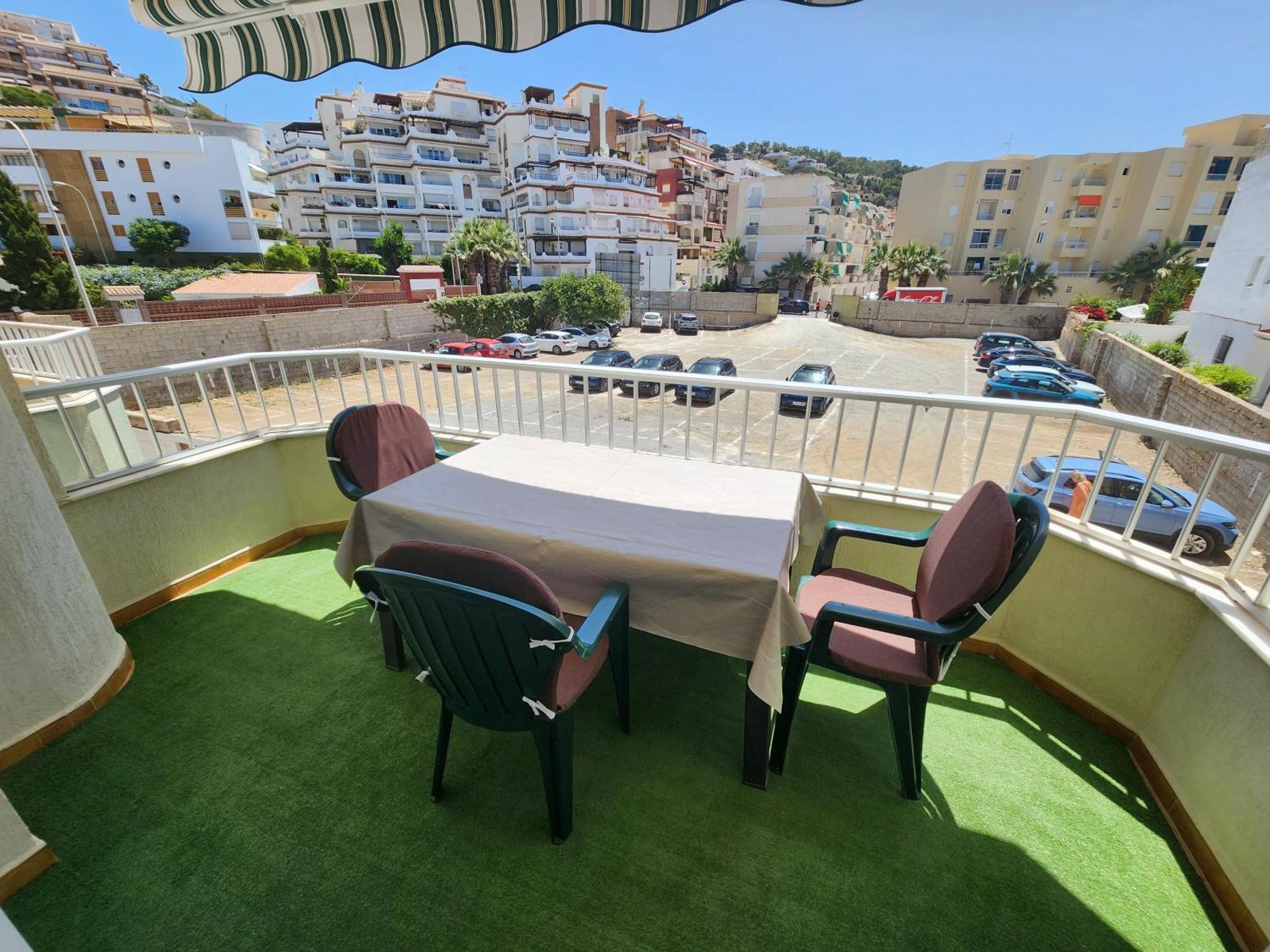 Seaview Terrace, Beachfront Bliss & Towncenter - Terraza Con Vistas Al Mar, A Pie De Playa Y Centrico * La Herradura (Granada)